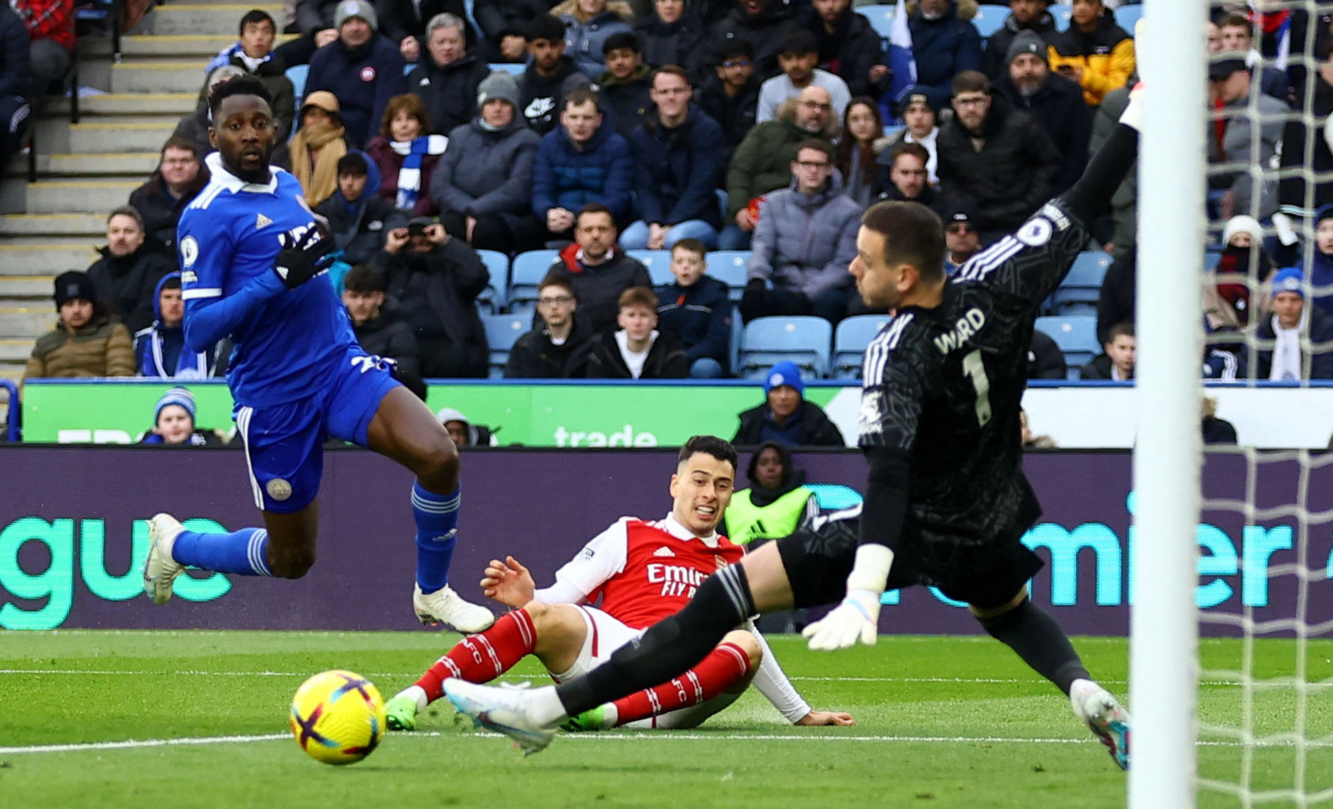 但在锋线上 但在锋线上